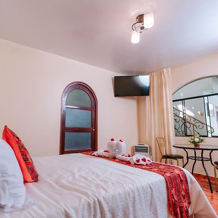 צ'ינצ'ה אלטה Hotel Vinas Del Sol Eterno מראה חיצוני תמונה