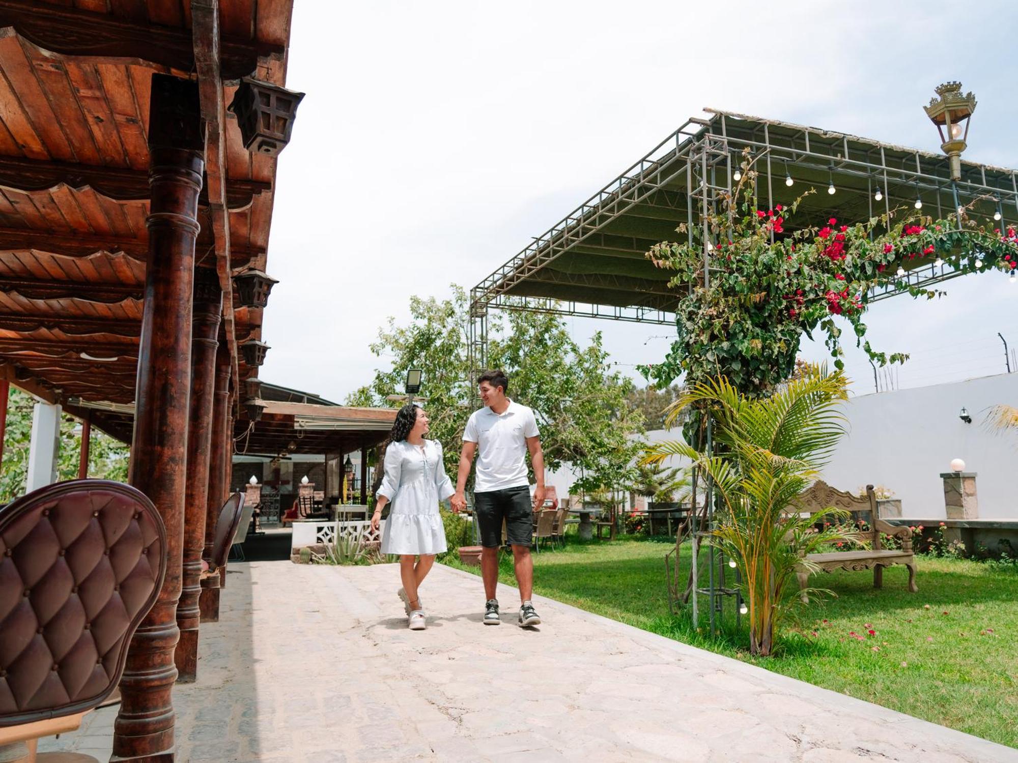 צ'ינצ'ה אלטה Hotel Vinas Del Sol Eterno מראה חיצוני תמונה