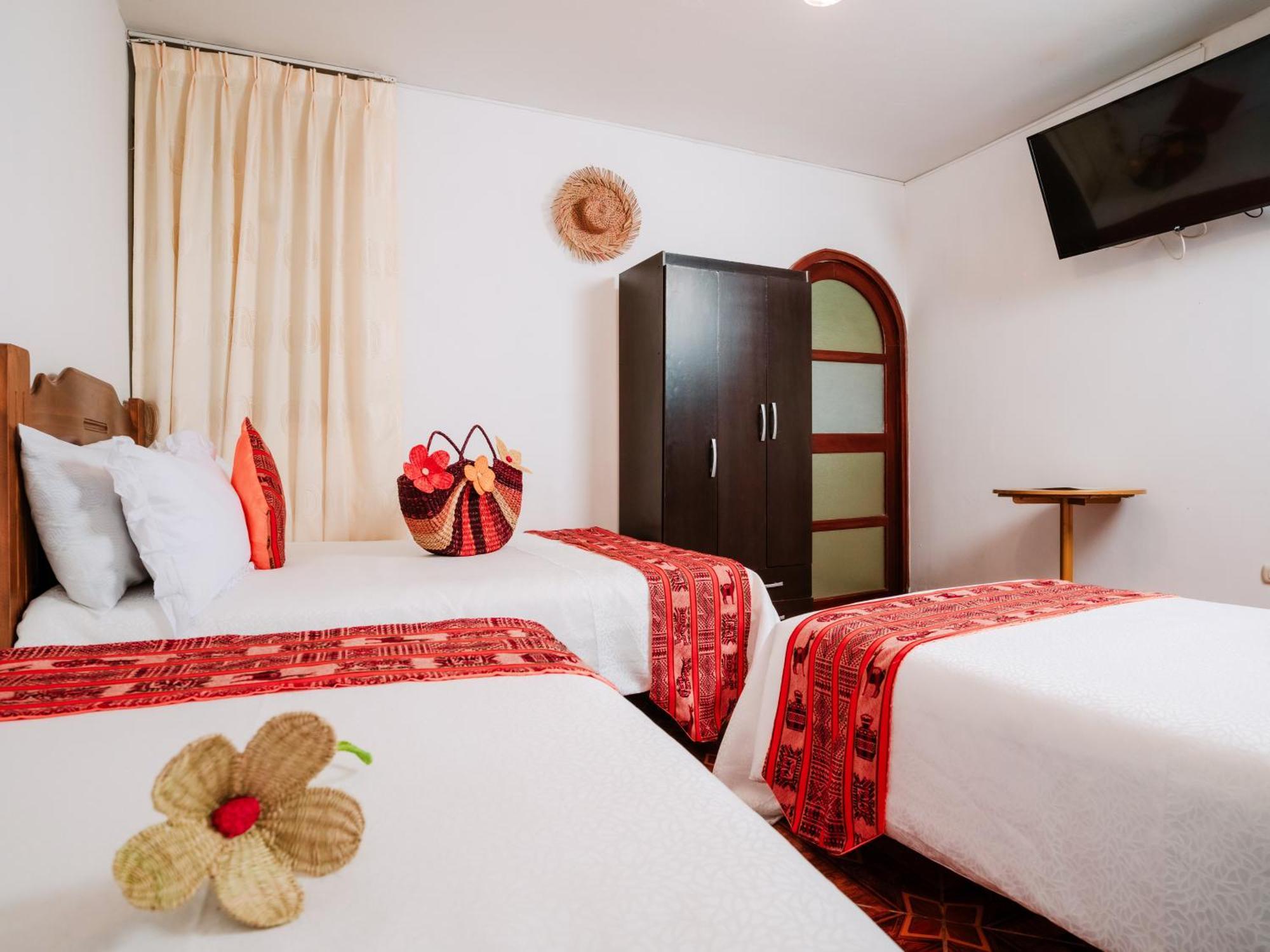 צ'ינצ'ה אלטה Hotel Vinas Del Sol Eterno מראה חיצוני תמונה